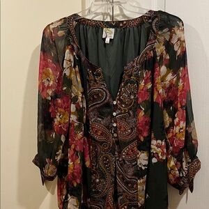 Fig and Flower Multicolor Floral Paisley Blouse